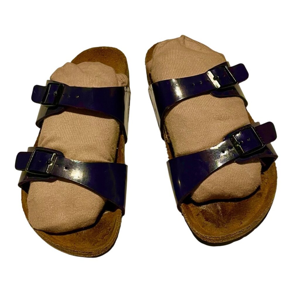 Birkestock 2 strap purple leather sandal. size 40.